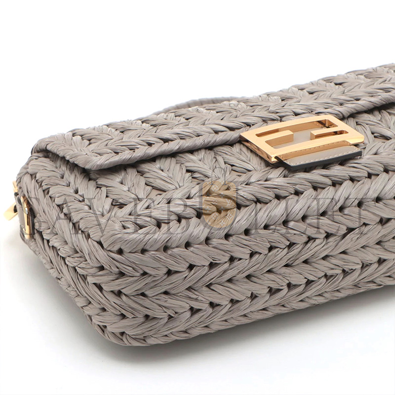 FENDI BAGUETTE LEATHER LIGHT BLUE (27*15*6cm)